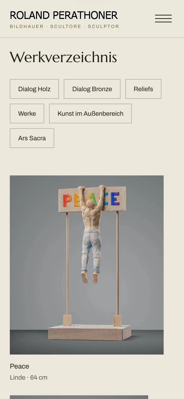Home sul telefono: pulsanti per i sei gruppi di opere, sotto la figura «Peace»